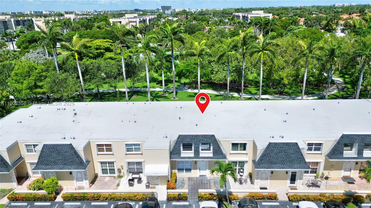 Active With Contract: $5,200 (3 beds, 2 baths, 1793 Square Feet)