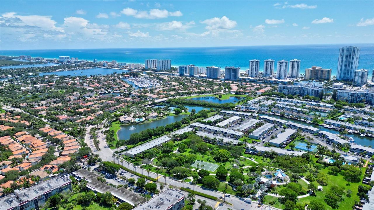 Active With Contract: $5,200 (3 beds, 2 baths, 1793 Square Feet)