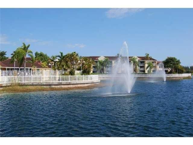 For Rent: $2,000 (2 beds, 2 baths, 1113 Square Feet)