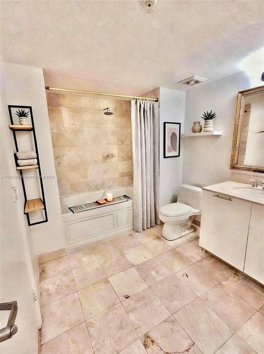 Recientemente alquilado: $2,700 (1 camas, 1 baños, 839 Pies cuadrados)