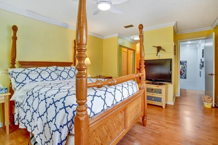 For Sale: $639,900 (3 beds, 3 baths, 1748 Square Feet)