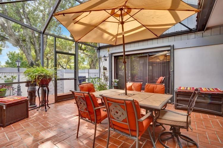 For Sale: $639,900 (3 beds, 3 baths, 1748 Square Feet)