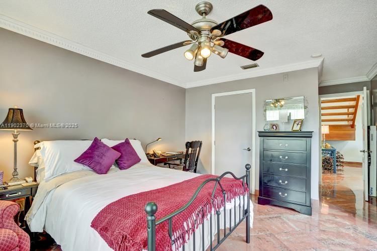 For Sale: $639,900 (3 beds, 3 baths, 1748 Square Feet)