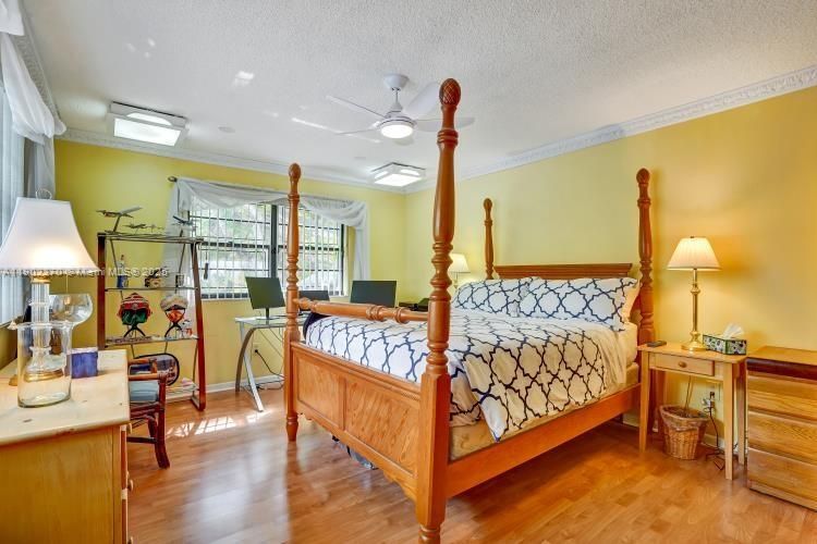 For Sale: $639,900 (3 beds, 3 baths, 1748 Square Feet)