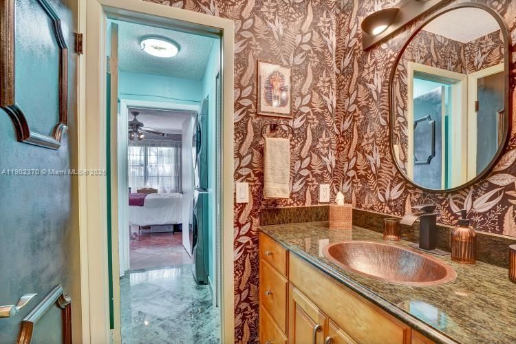 For Sale: $639,900 (3 beds, 3 baths, 1748 Square Feet)