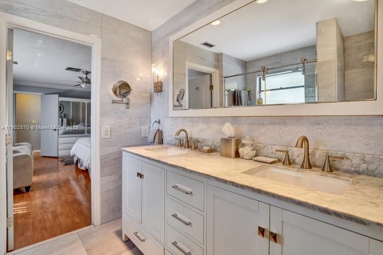 For Sale: $639,900 (3 beds, 3 baths, 1748 Square Feet)