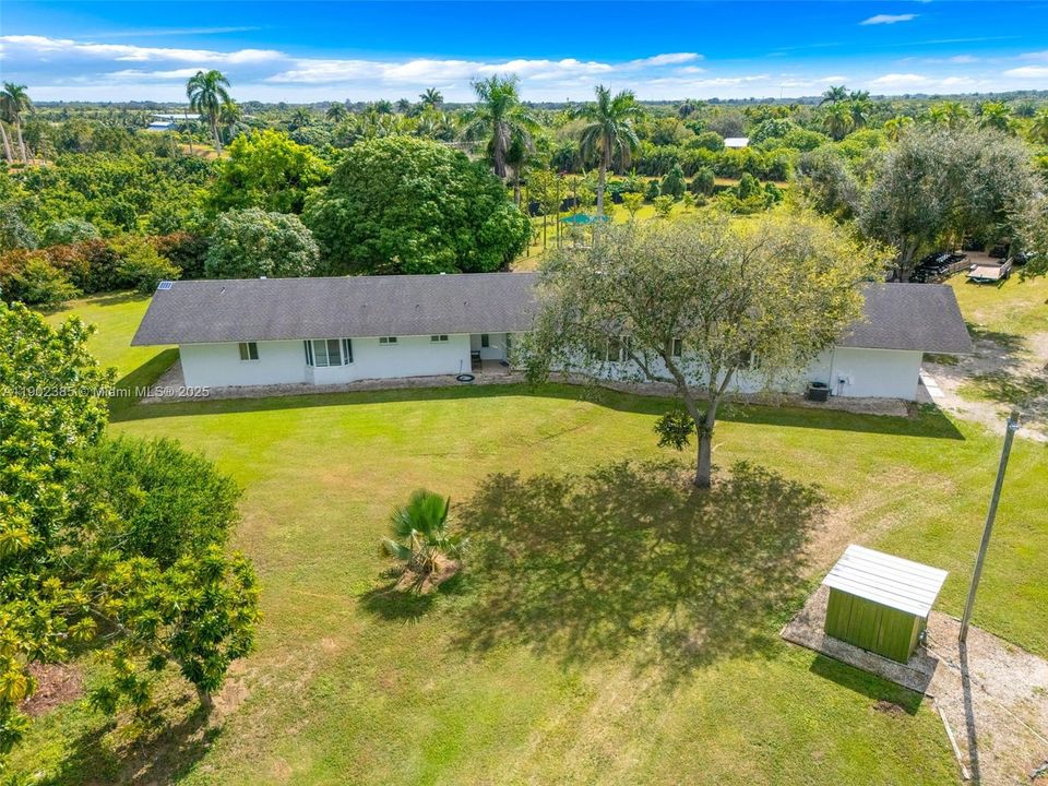 Active With Contract: $1,495,000 (4 beds, 3 baths, 2841 Square Feet)