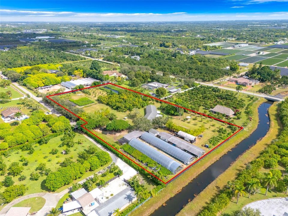 CANAL VIEW OF THE PROPERTY
