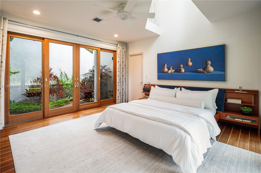 На продажу: $12,949,000 (5 спален, 6 ванн, 6239 Квадратных фут)