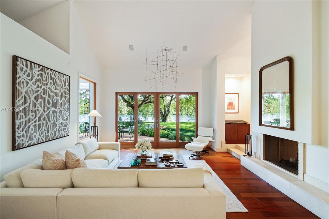 На продажу: $12,949,000 (5 спален, 6 ванн, 6239 Квадратных фут)