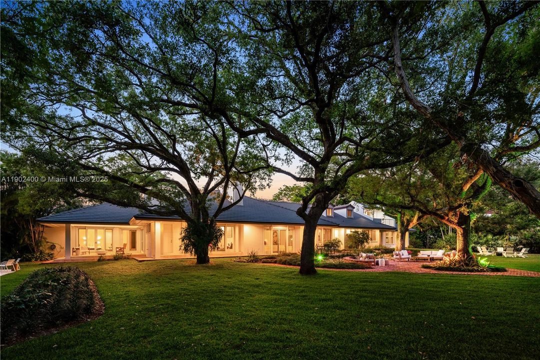 На продажу: $12,949,000 (5 спален, 6 ванн, 6239 Квадратных фут)