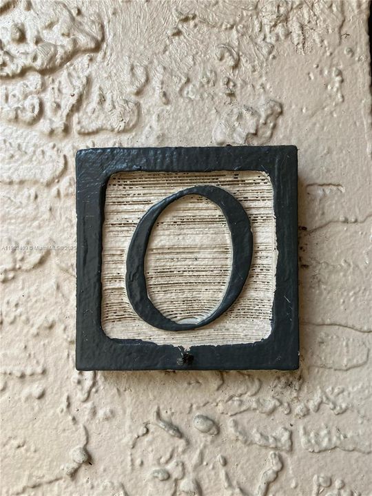 Recently Rented: $2,100 (2 beds, 2 baths, 807 Square Feet)