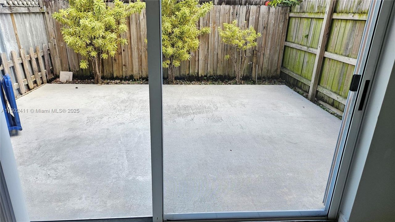 For Rent: $2,500 (2 beds, 2 baths, 1020 Square Feet)