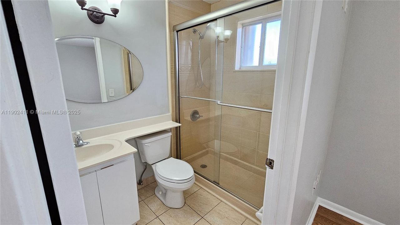 For Rent: $2,500 (2 beds, 2 baths, 1020 Square Feet)