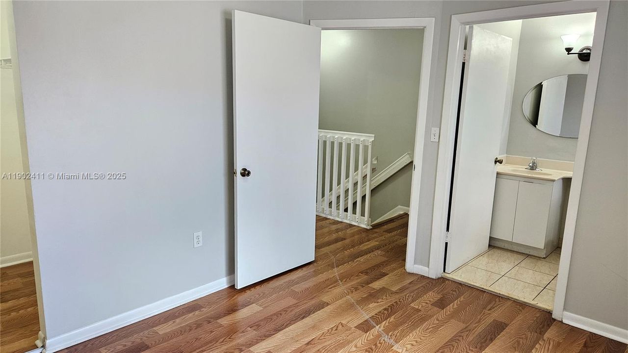 For Rent: $2,500 (2 beds, 2 baths, 1020 Square Feet)