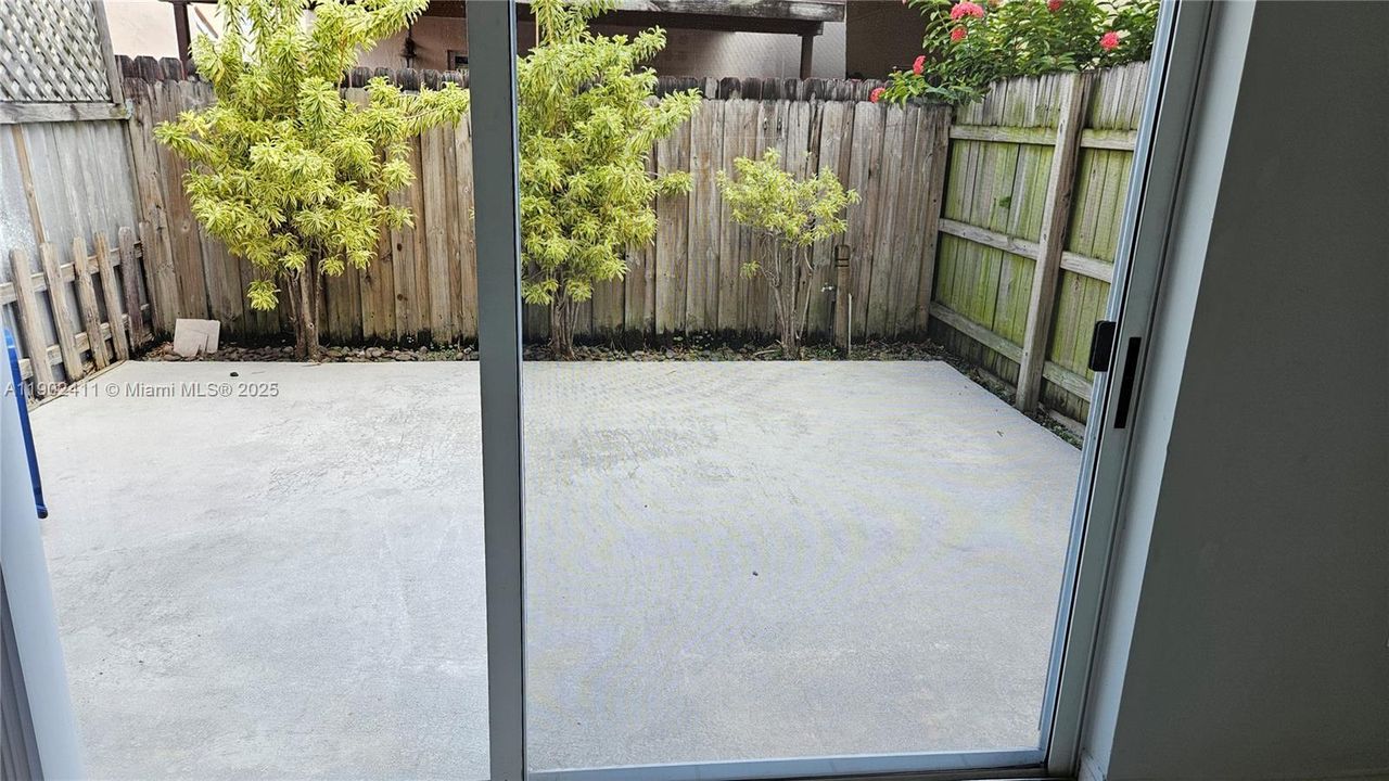 For Rent: $2,500 (2 beds, 2 baths, 1020 Square Feet)