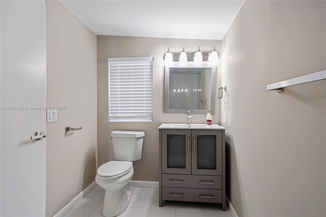 For Sale: $509,900 (4 beds, 2 baths, 1472 Square Feet)