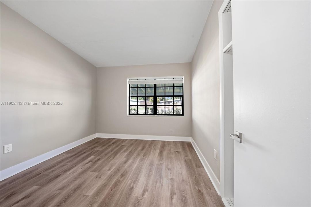 For Sale: $509,900 (4 beds, 2 baths, 1472 Square Feet)