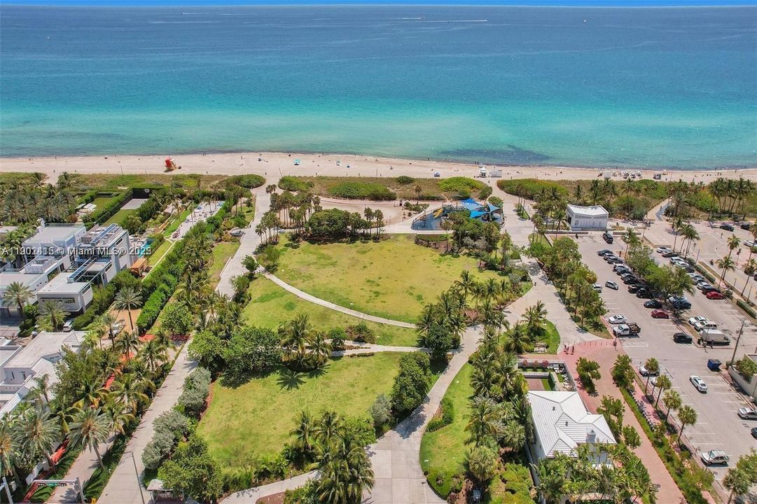 For Sale: $259,000 (1 beds, 1 baths, 805 Square Feet)