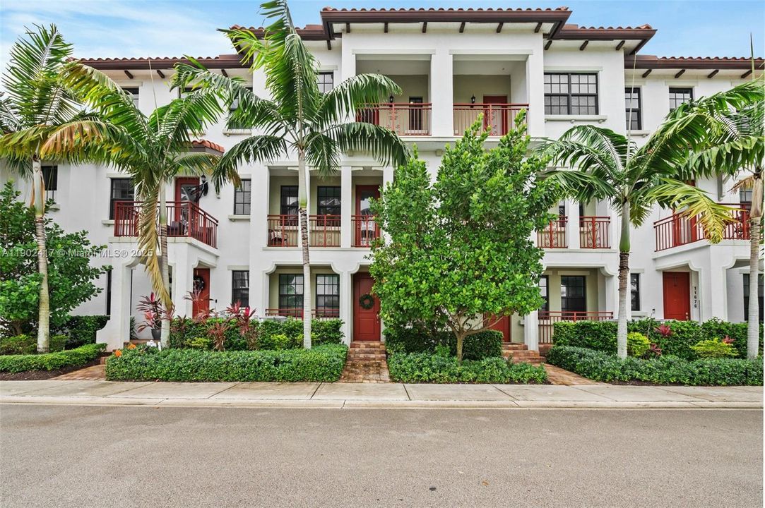 На продажу: $600,000 (3 спален, 3 ванн, 1985 Квадратных фут)