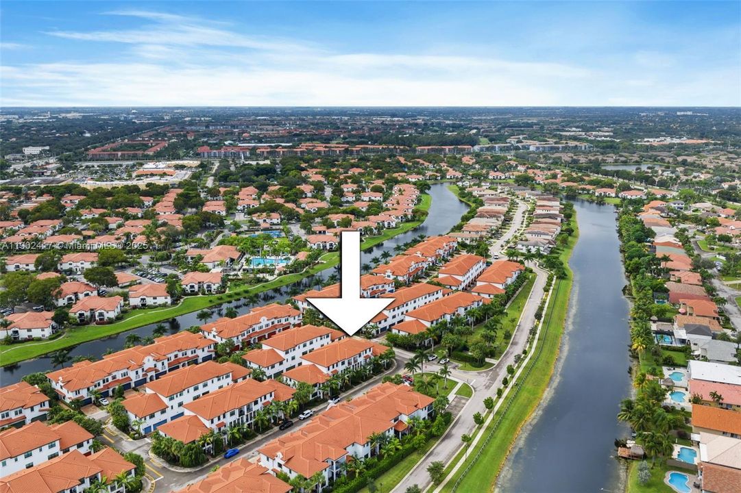 На продажу: $600,000 (3 спален, 3 ванн, 1985 Квадратных фут)