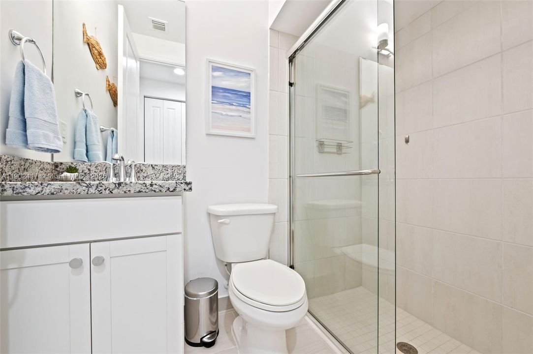 На продажу: $600,000 (3 спален, 3 ванн, 1985 Квадратных фут)