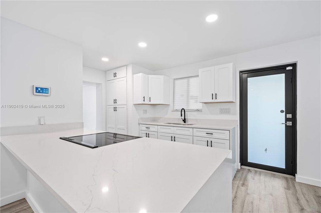 For Sale: $599,999 (3 beds, 2 baths, 1627 Square Feet)