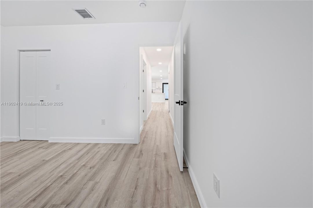 For Sale: $599,999 (3 beds, 2 baths, 1627 Square Feet)