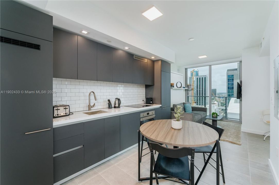 For Sale: $369,000 (0 beds, 1 baths, 393 Square Feet)