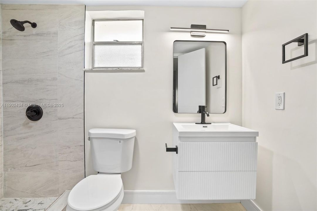 For Rent: $2,600 (2 beds, 2 baths, 1098 Square Feet)