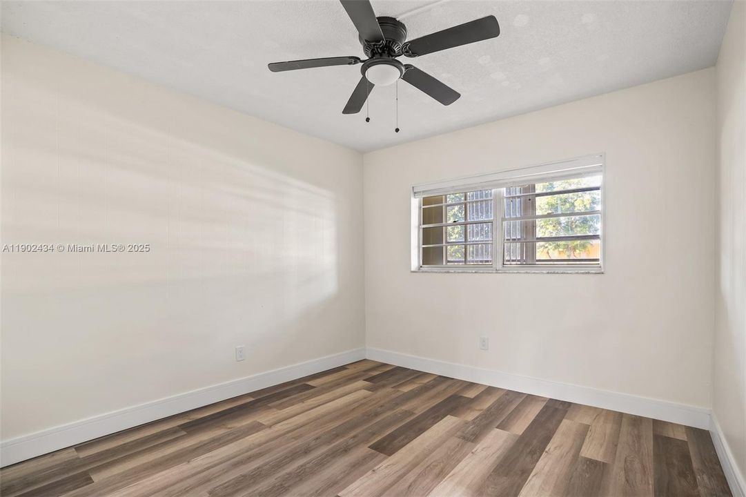 For Rent: $2,600 (2 beds, 2 baths, 1098 Square Feet)