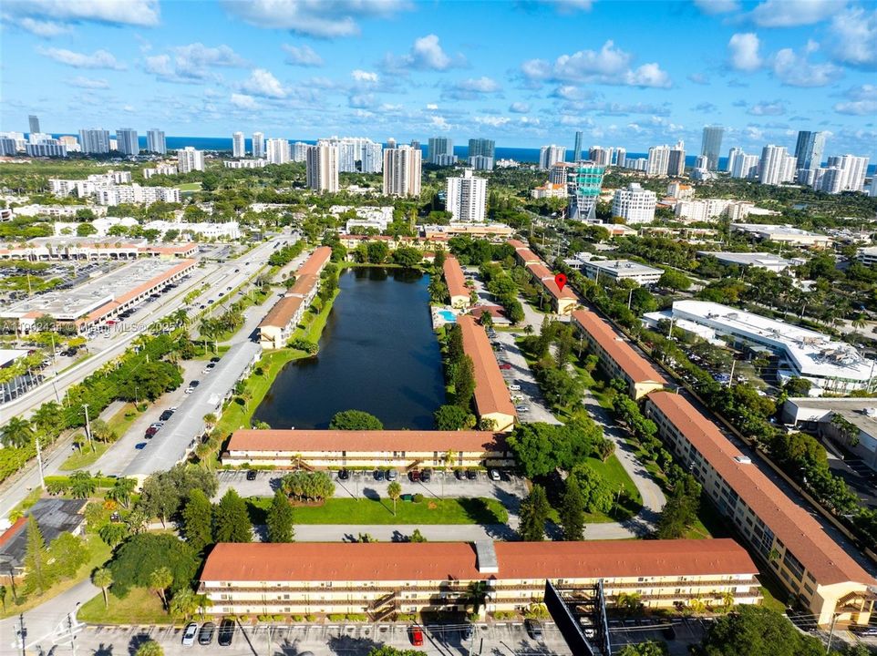 For Rent: $2,600 (2 beds, 2 baths, 1098 Square Feet)