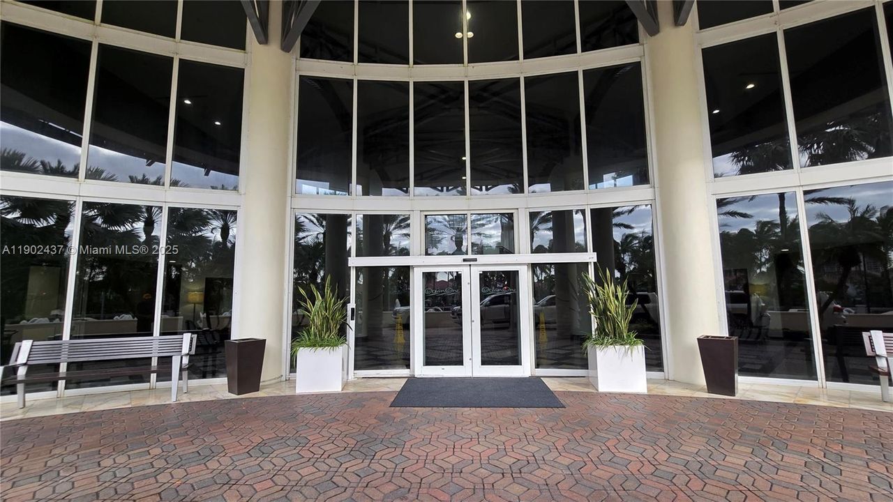 最近租的: $6,000 (2 贝兹, 2 浴室, 1457 平方英尺)