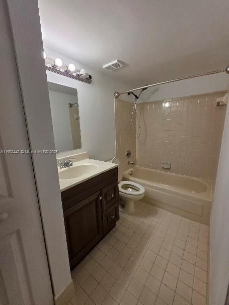 Recently Rented: $2,600 (3 beds, 2 baths, 1233 Square Feet)