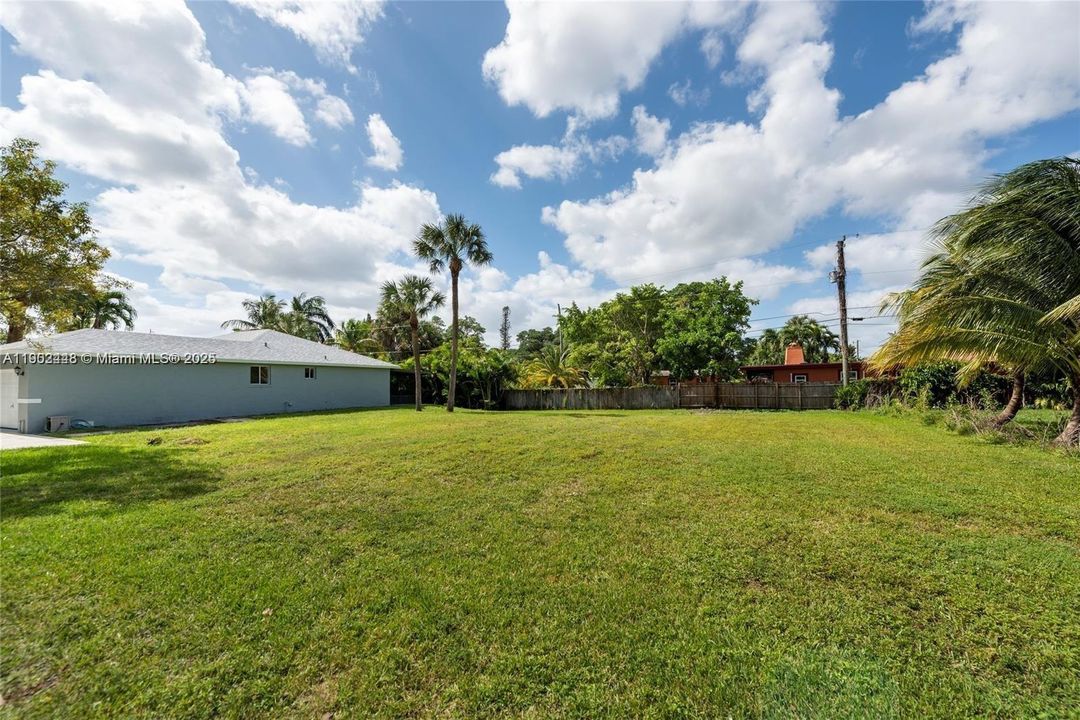 En Venta: $200,000 (0.26 acres)