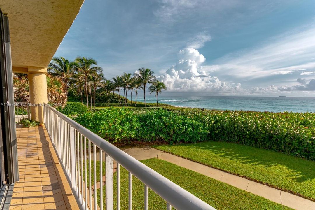 For Rent: $8,000 (3 beds, 2 baths, 1954 Square Feet)