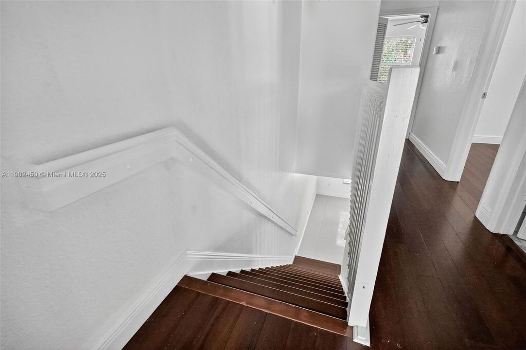 En Venta: $415,000 (3 camas, 2 baños, 1470 Pies cuadrados)