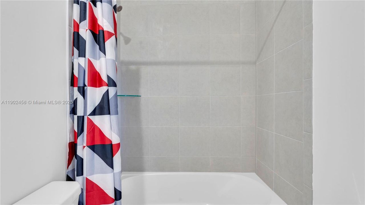 For Sale: $537,500 (3 beds, 2 baths, 1812 Square Feet)