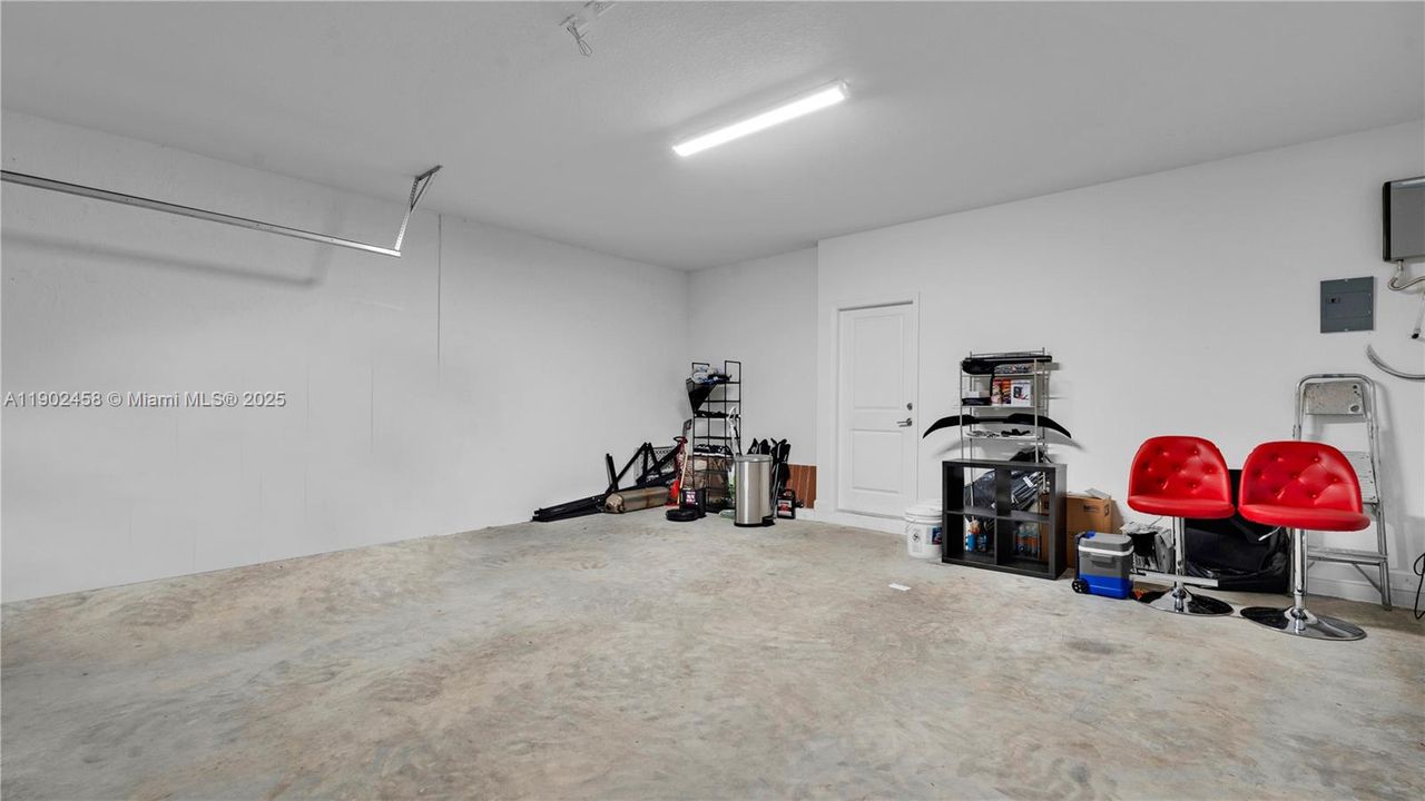 For Sale: $537,500 (3 beds, 2 baths, 1812 Square Feet)