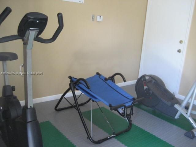 For Rent: $3,400 (3 beds, 3 baths, 1952 Square Feet)