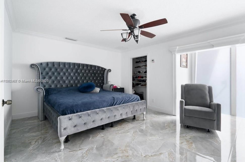 En Venta: $1,950,000 (5 camas, 3 baños, 4909 Pies cuadrados)