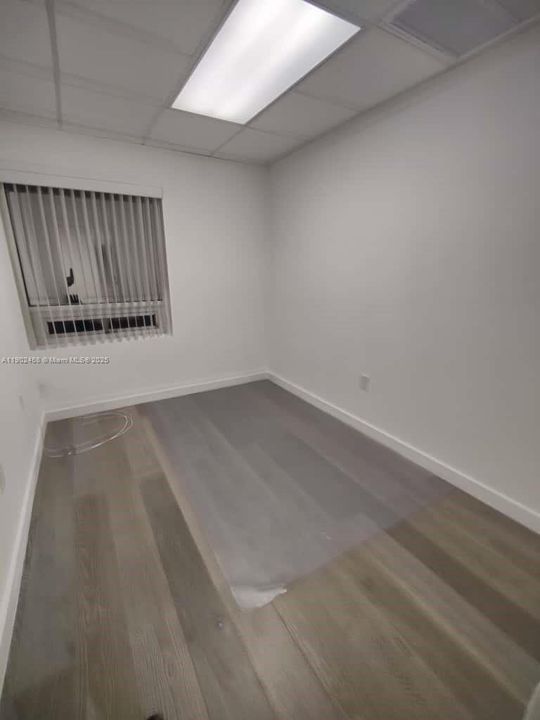 В аренду: $3,800 (0 спален, 0 ванн, 0 Квадратных фут)