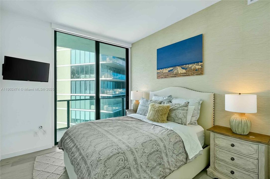 Active With Contract: $12,000 (3 beds, 3 baths, 1650 Square Feet)