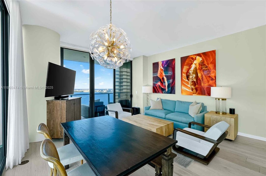 Active With Contract: $12,000 (3 beds, 3 baths, 1650 Square Feet)