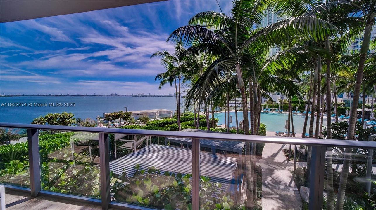 Active With Contract: $12,000 (3 beds, 3 baths, 1650 Square Feet)