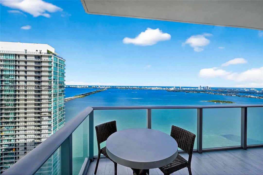 Active With Contract: $12,000 (3 beds, 3 baths, 1650 Square Feet)