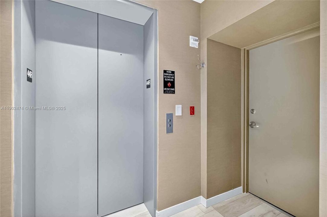 Active With Contract: $12,000 (3 beds, 3 baths, 1650 Square Feet)