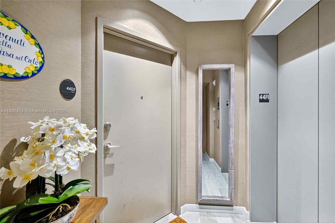 Active With Contract: $12,000 (3 beds, 3 baths, 1650 Square Feet)