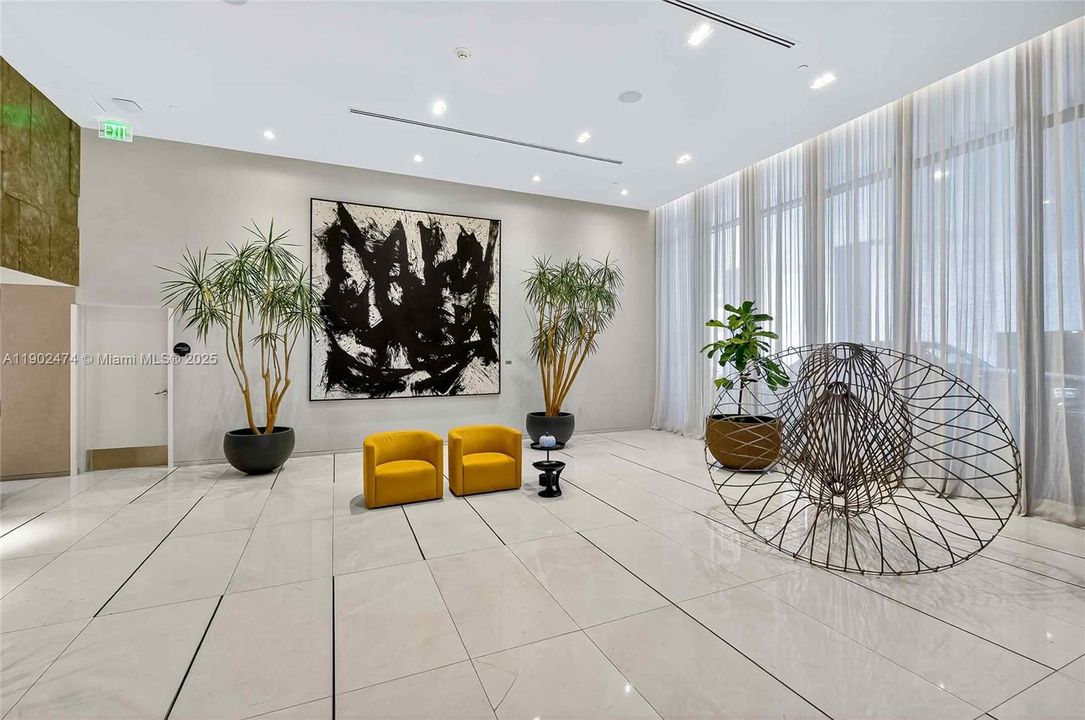 Active With Contract: $12,000 (3 beds, 3 baths, 1650 Square Feet)