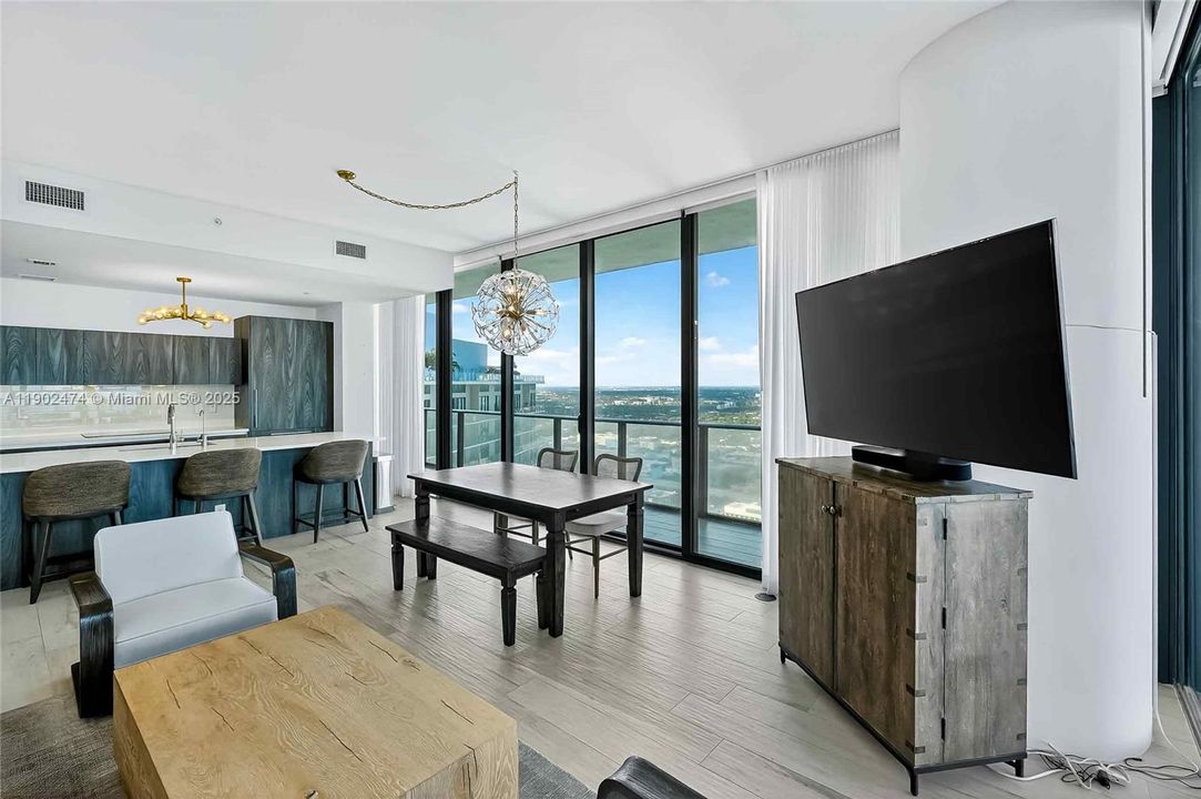 Active With Contract: $12,000 (3 beds, 3 baths, 1650 Square Feet)